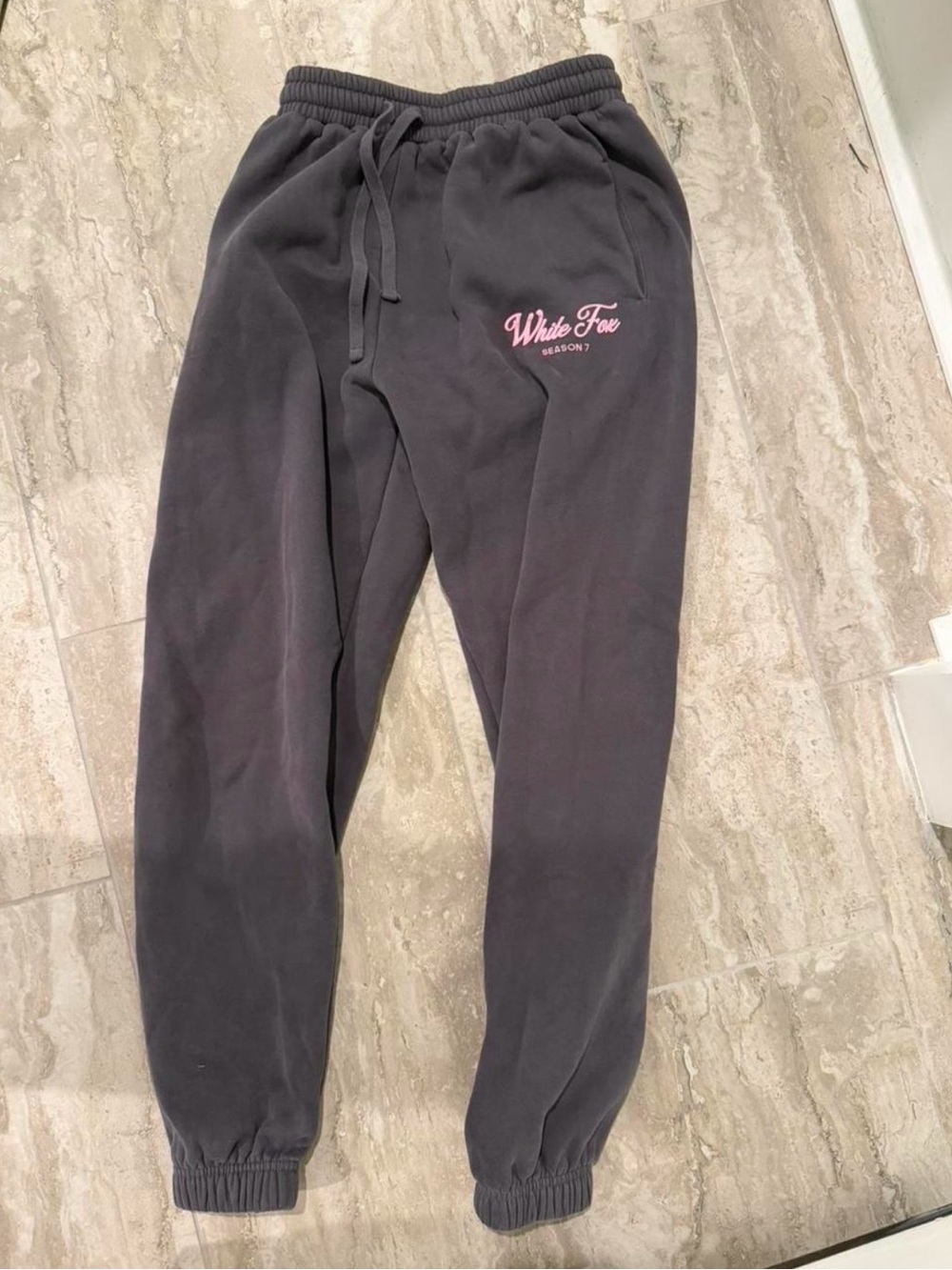 White Fox Season 7 Sweatpants, XS